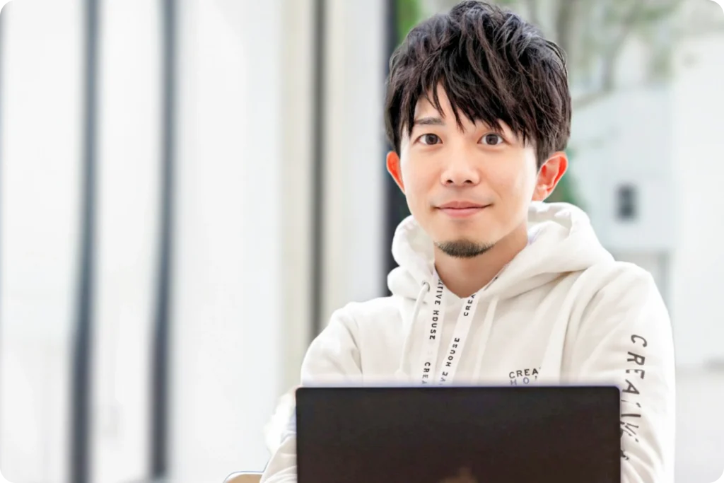 CREATIVE HOUSE 代表