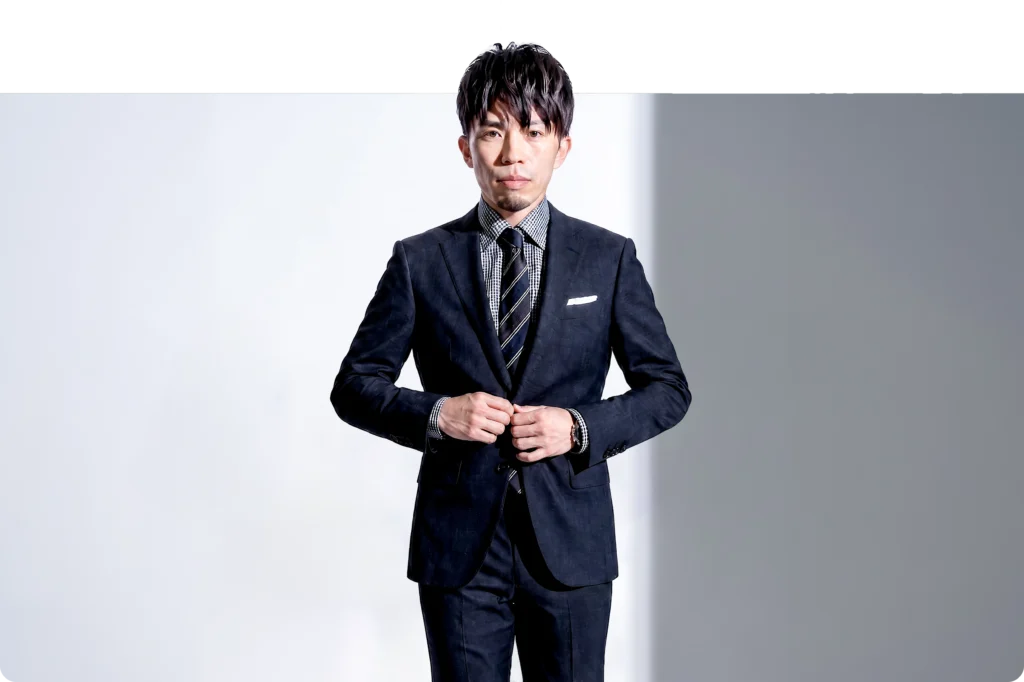 CREATIVE HOUSE 代表